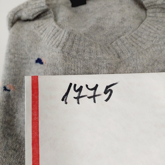 360 Cashmere Gray and Blue Palm Tree Sweater - Picture 10 of 11